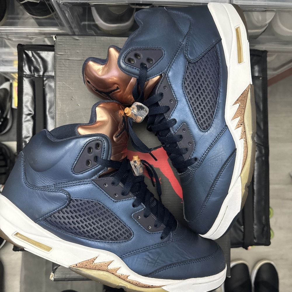 Air Jordan 5 Retro Bronze with Box Size  12 Men 136027 416 see pics - Picture 3 of 10